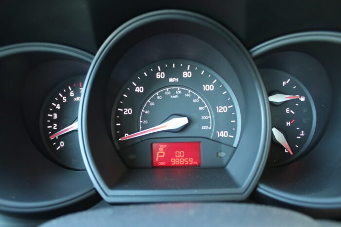 2014 Kia Rio - Photo 9