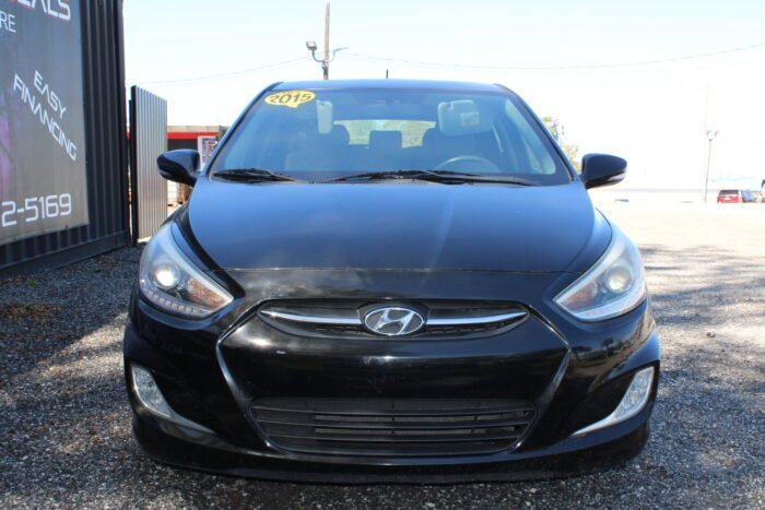 2015 Hyundai Accent - Photo 14