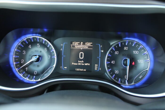 2019 Chrysler Pacifica Touring - Photo 14