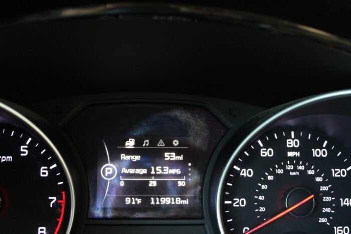 2015 Kia Sedona EX - Photo 14