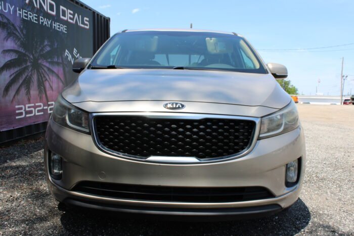 2015 Kia Sedona EX - Photo 9
