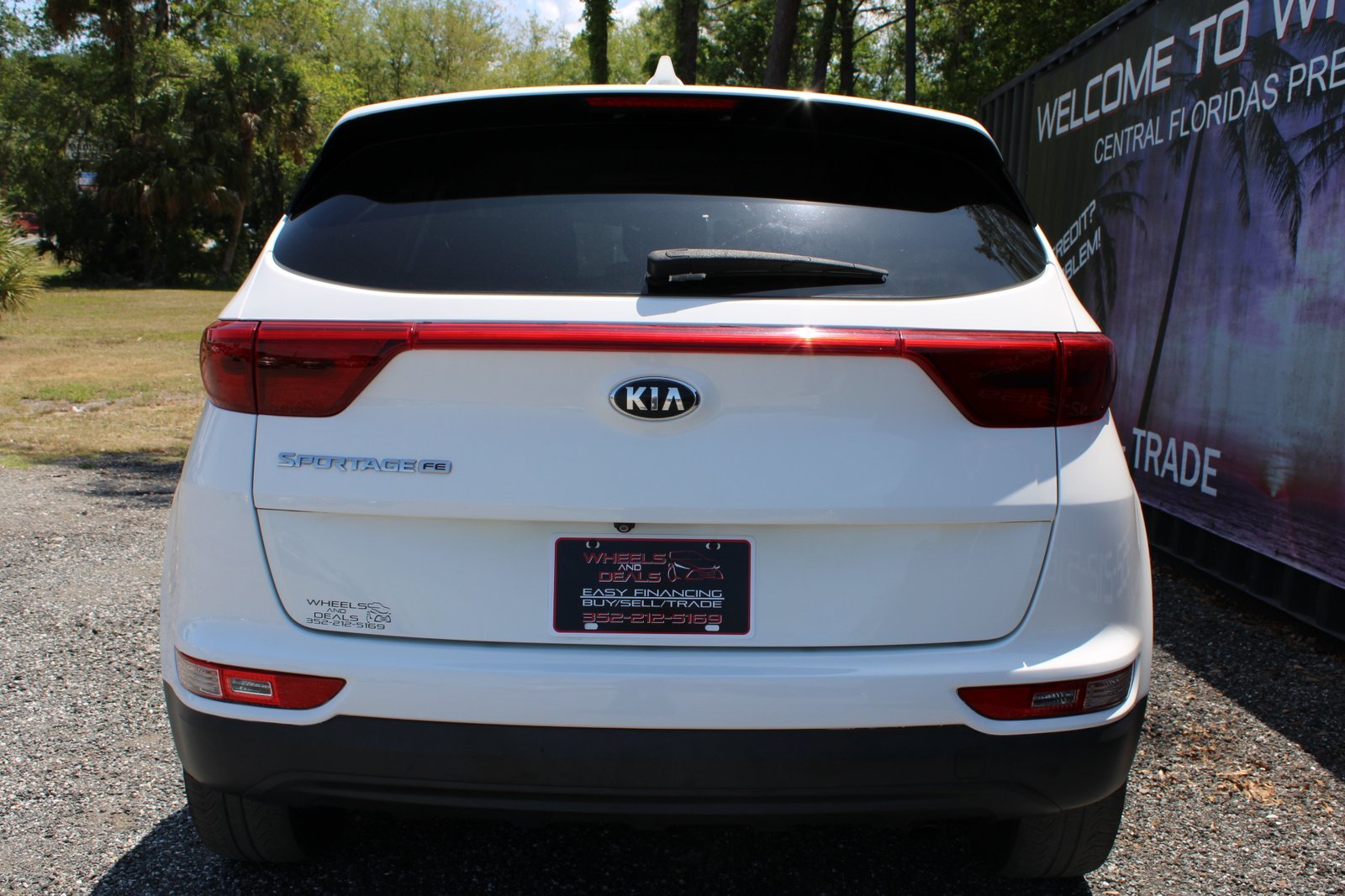 2017 Kia Sportage LX - Photo 4
