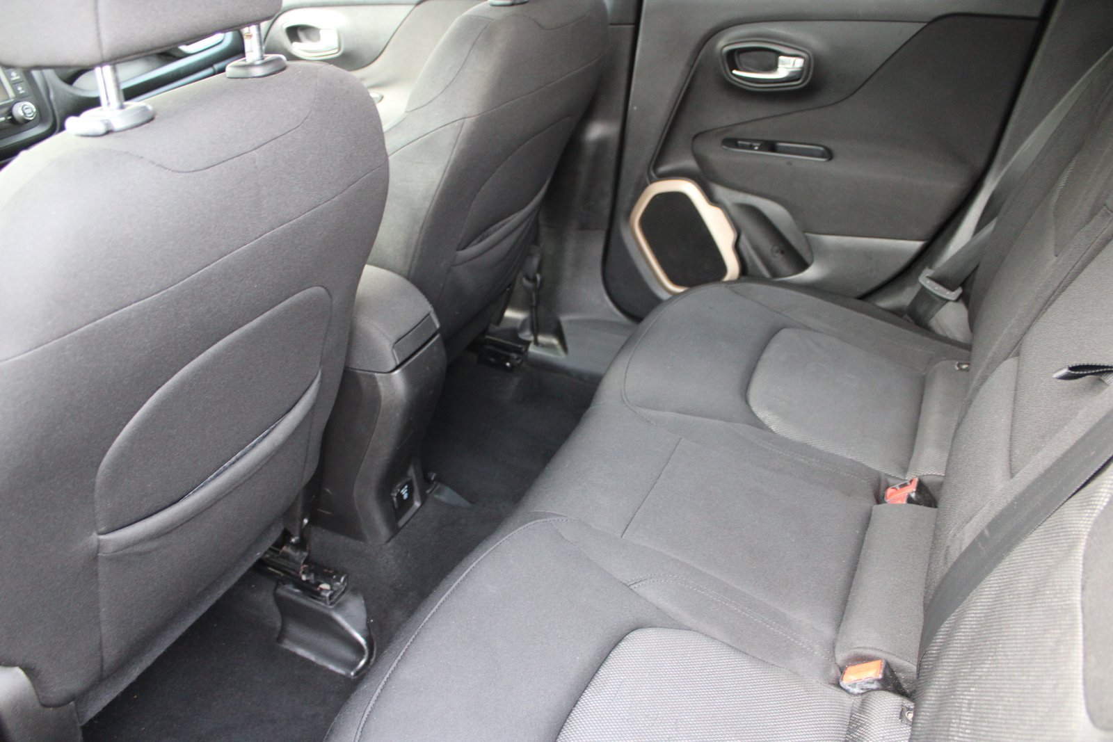 2017 Jeep Renegade Latitude - Photo 3