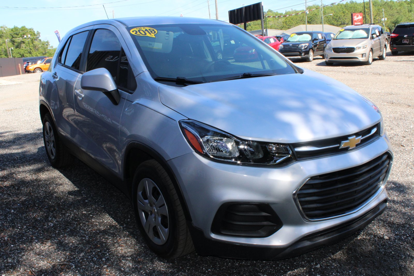 2018 Chevrolet Trax LS - Photo 4