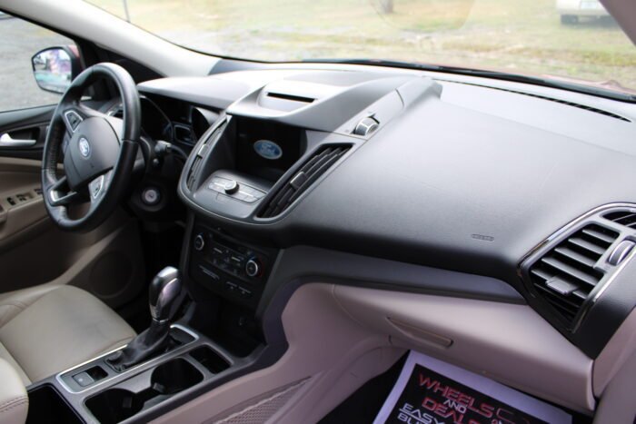 2018 Ford Escape Ecoboost - Photo 12
