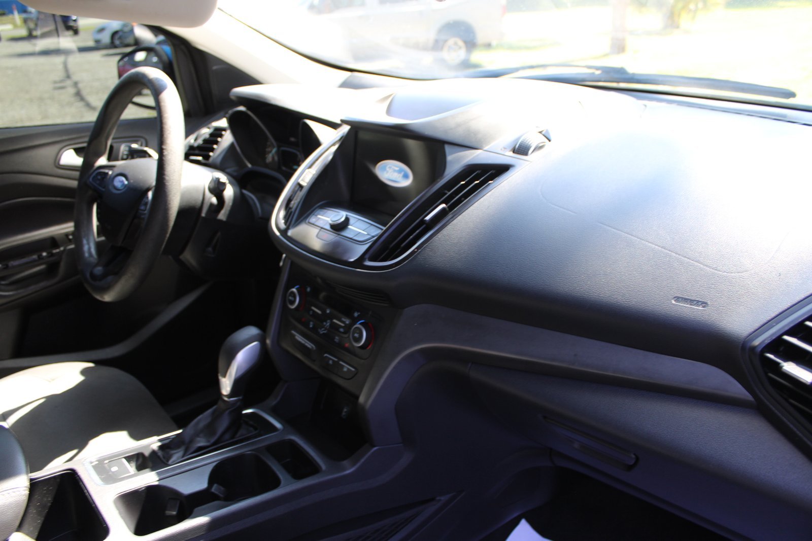 2019 Ford Escape SE - Photo 5