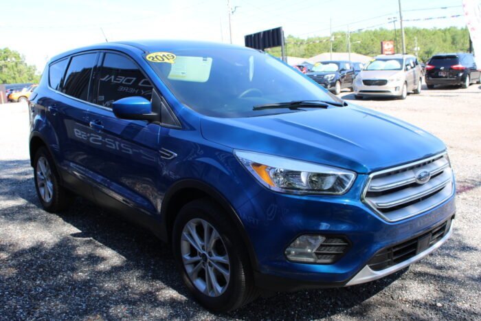 2019 Ford Escape SE - Photo 9
